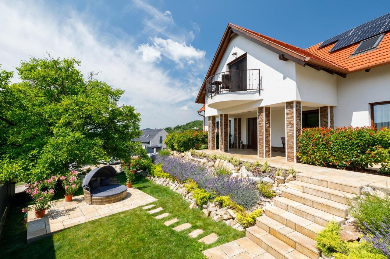 Pilger Apartments ตีฮานี ภายนอก รูปภาพ