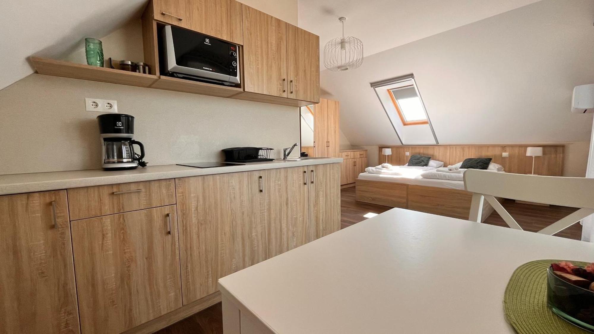 Pilger Apartments ตีฮานี ภายนอก รูปภาพ